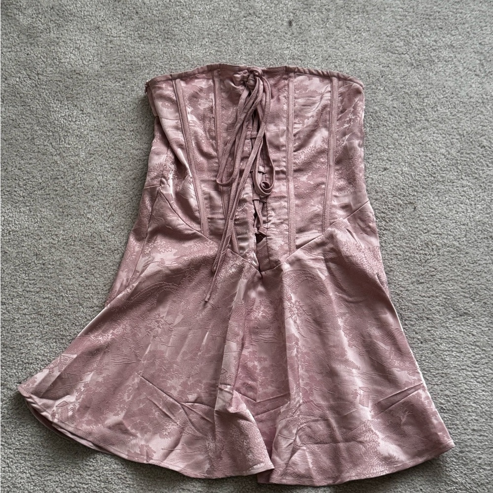 Elegant Pink Strapless Dress